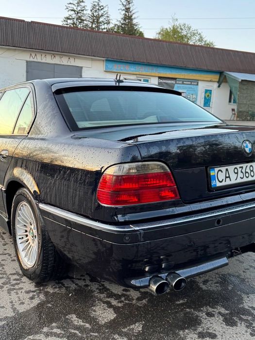 BMW 750 l дизель 4.0