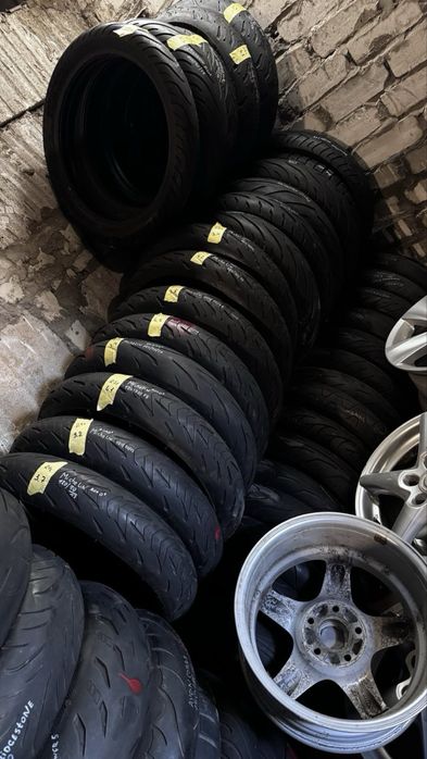 Мотошина Michelin.