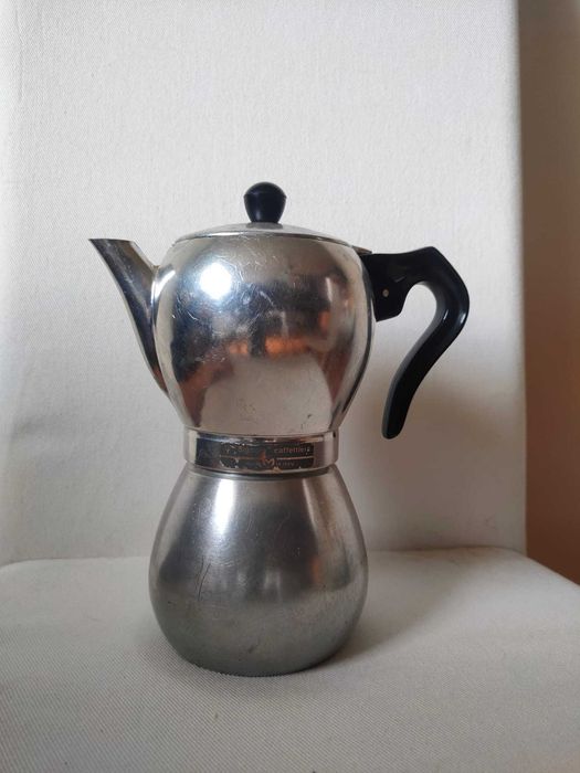 La Signora, Caffetteria zabytkowa kawiarka z połowy XX wieku