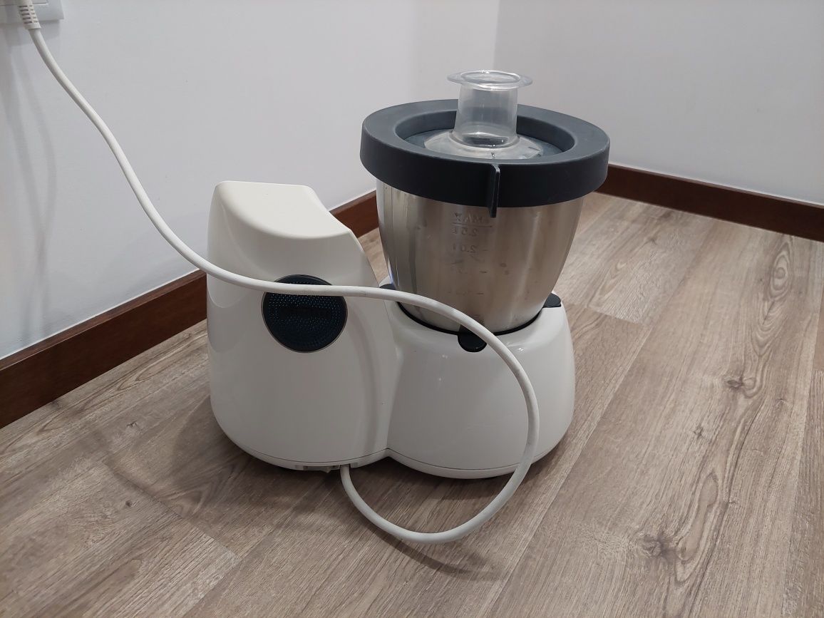 Vendo Yammi 2 + copo XL
Usada e sem garantia , Acessórios incluídos