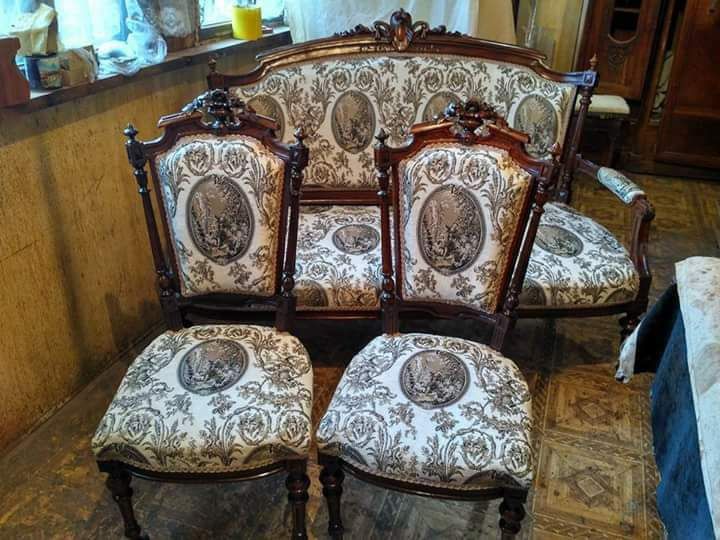 Реставрация старинной и антикварной мебели.
