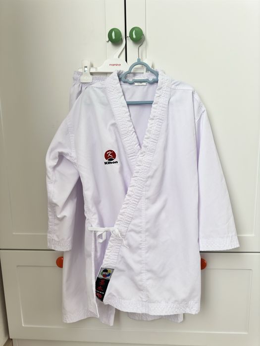 Кімоно для карате Kihon з ліцензією WKF