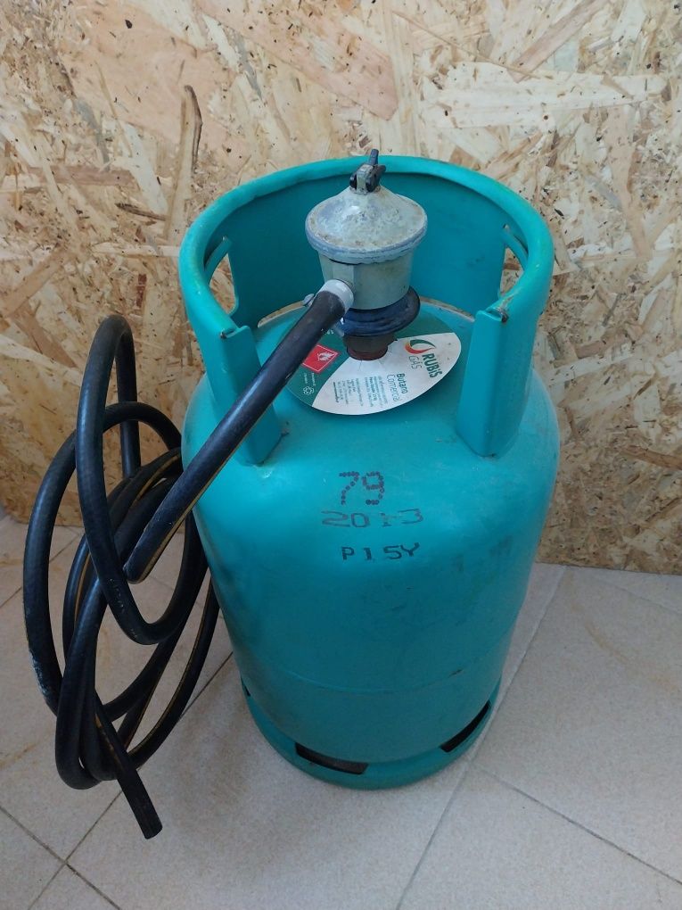Bilhas de gás com redutor+fogão elétrico+grelhador elétrico