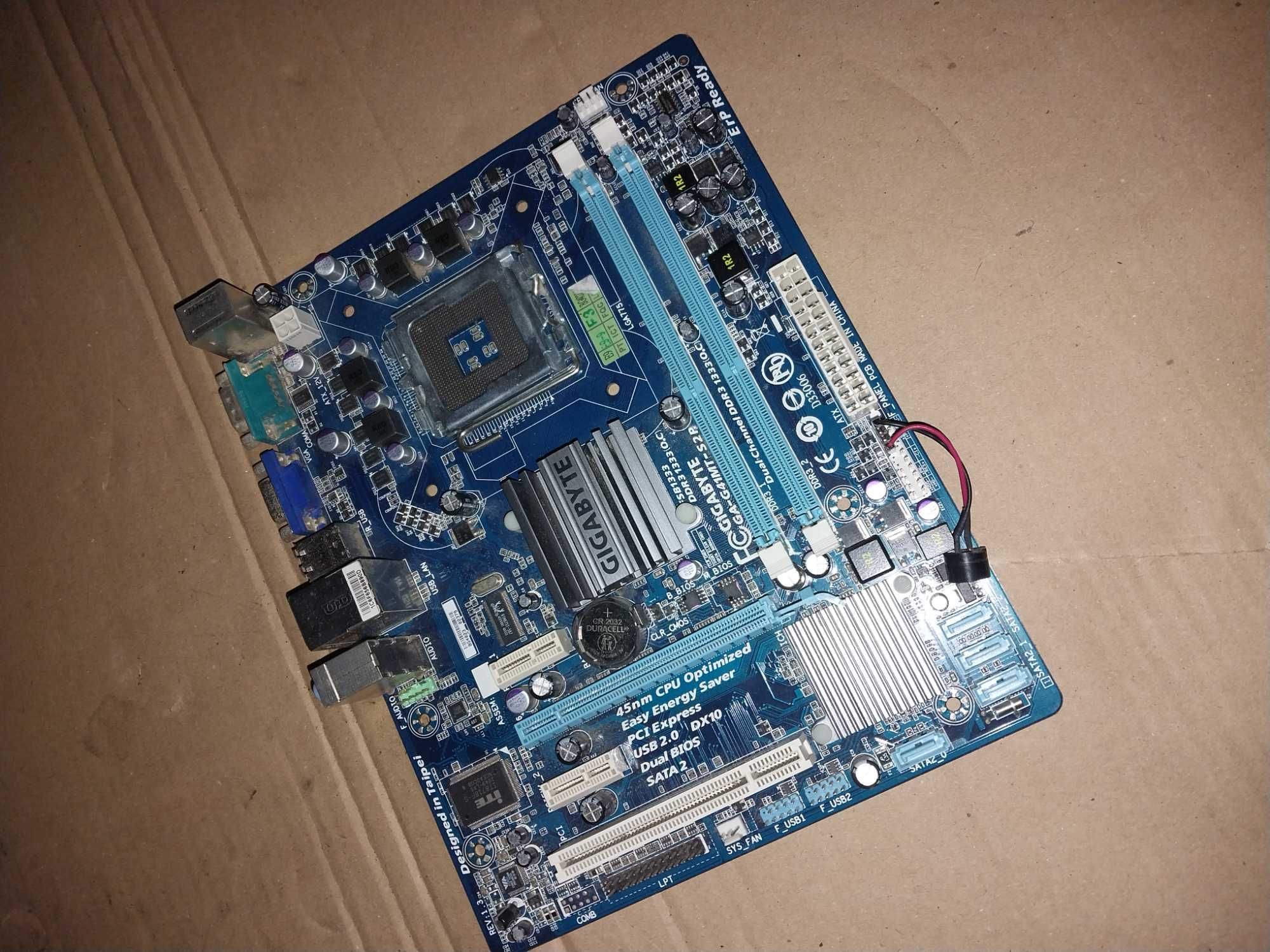Материнская плата Gigabyte GA-G41MT-S2P на запчастини