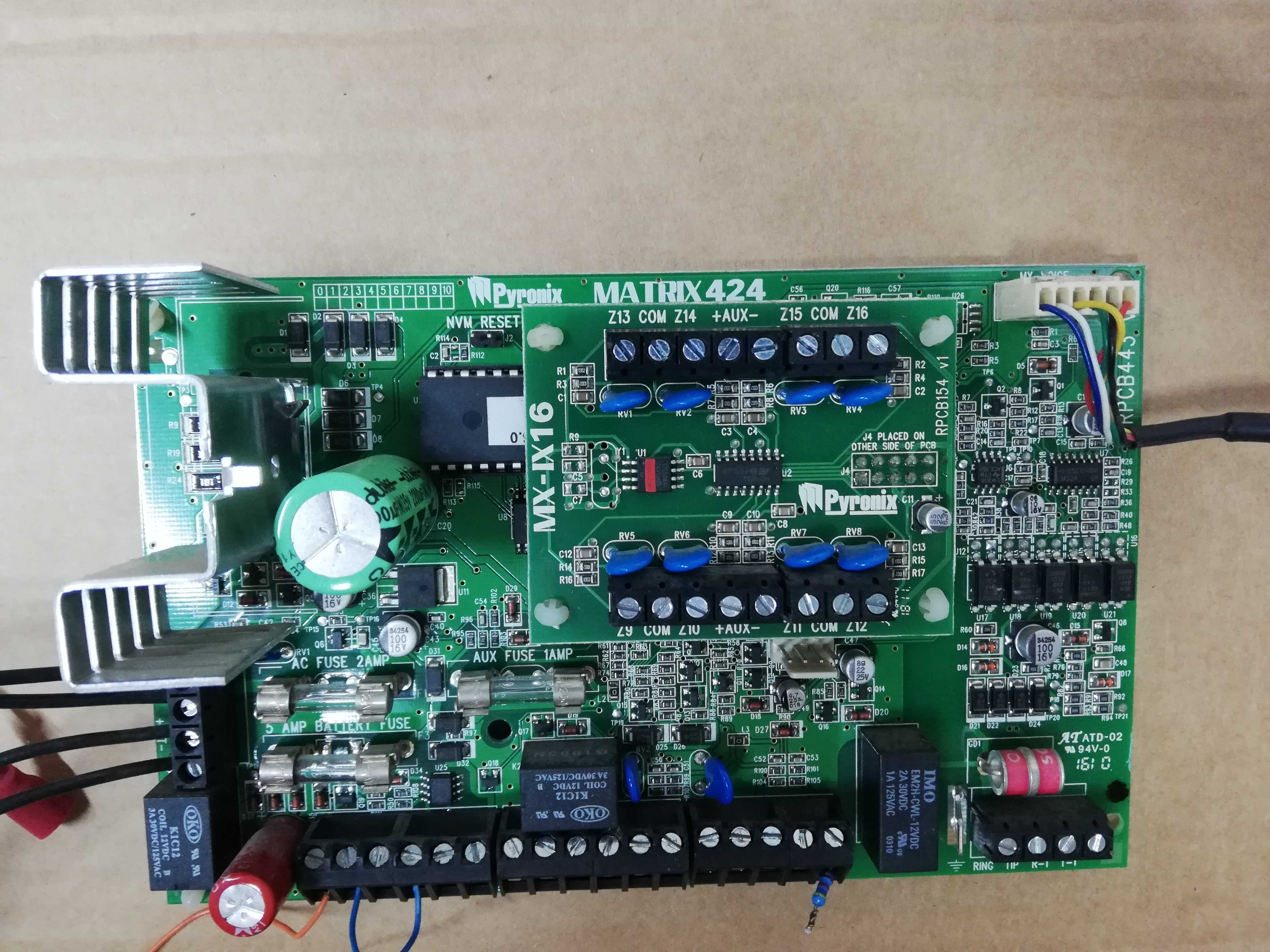 Pyronix Matrix 424 Centrala alarmowa + MX-IX16