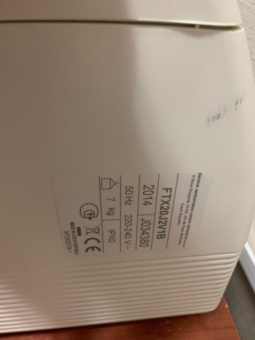 Кондиціонер Daikin FTX20j2V1B на запчастини