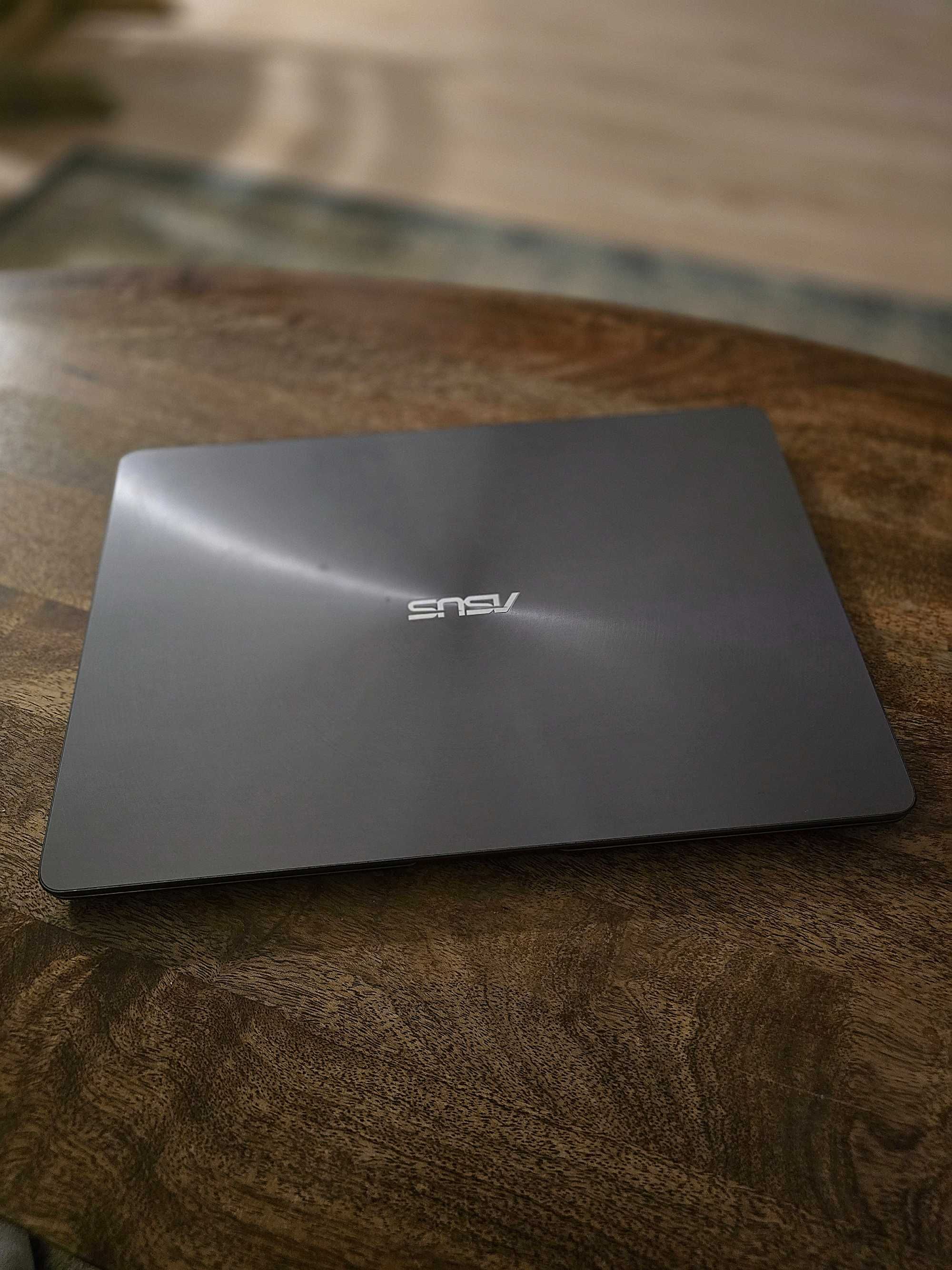 Sprzedam laptop Asus ZenBook 15 UX530U