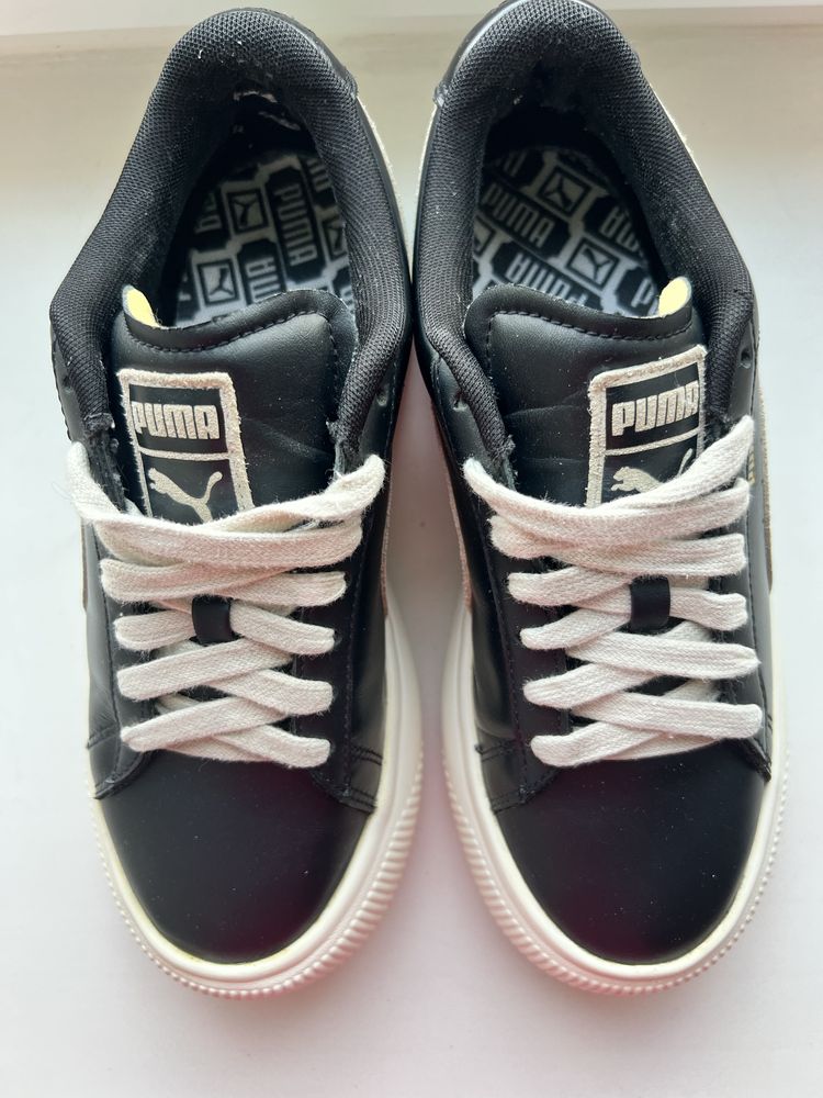 Жіночі кросівки Puma