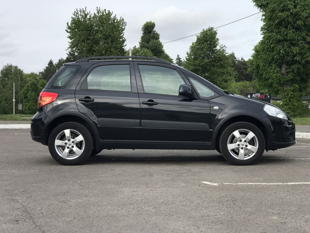 Suzuki sx4 4х4 бензин 1,6