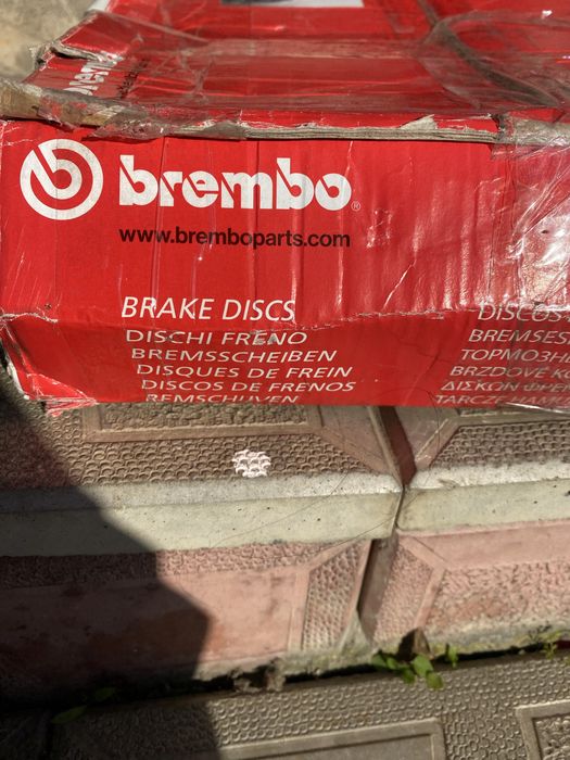 Диск тормозний Brembo для Peugeot 508