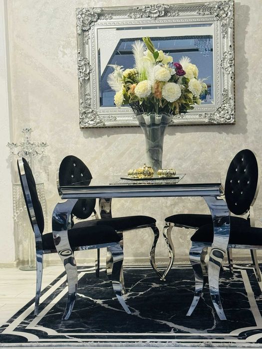 Sprzedam stół z krzesłami