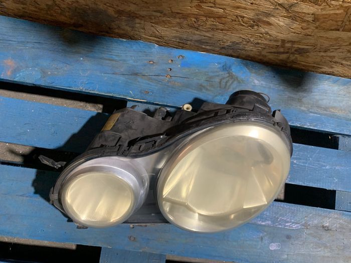 Farol Esquerdo VW Polo 9N