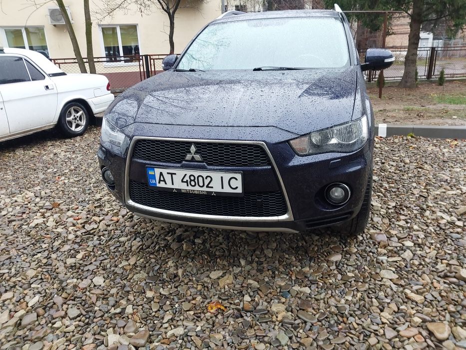 Продам авто аутлендер