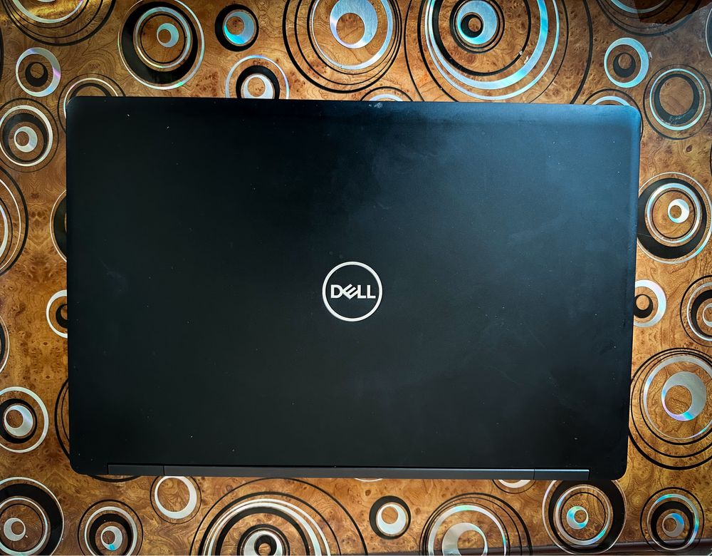 Ноутбук Dell Precision 3530 i7-8850H, Nvidia 4gb, 16GB ОЗУ 512GB SSD