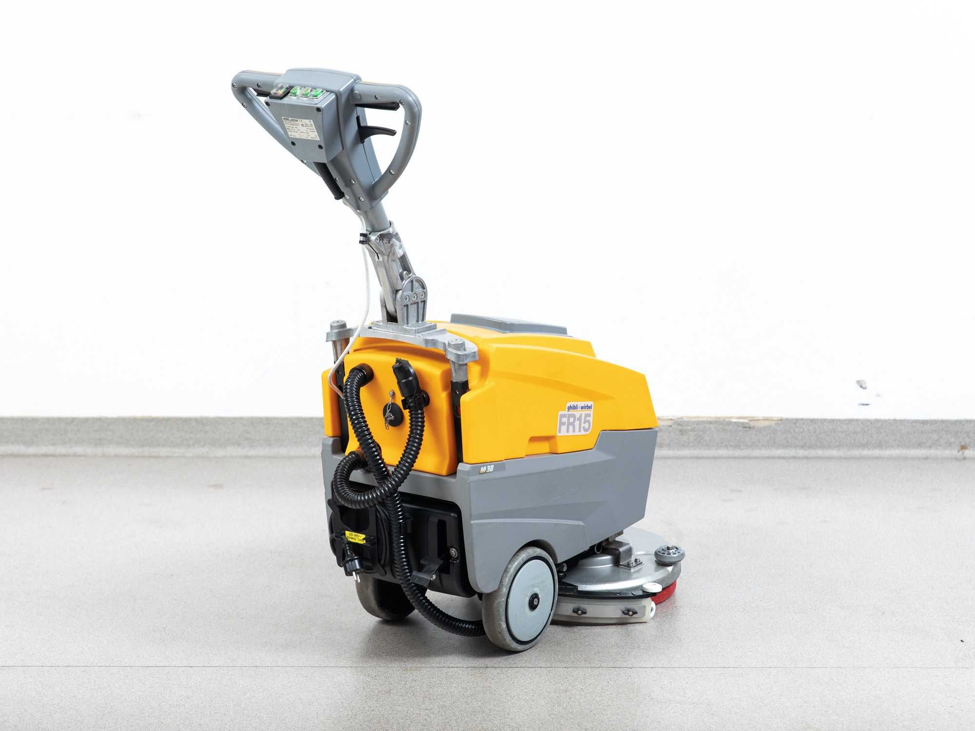 Szorowarka Ghibli Wirbel L FR 15 M 38 BC NOWE BATERIE 2022r 8500 netto