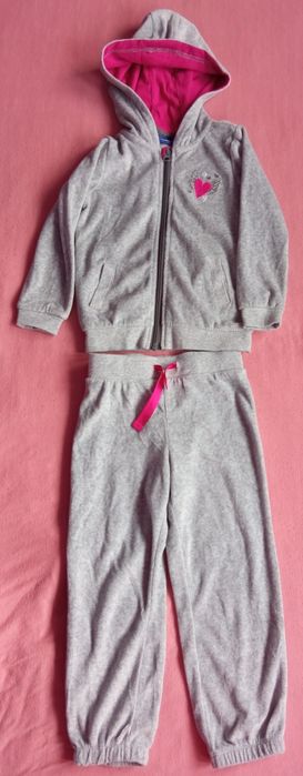 Dres welurowy dla dziewczynki Lupilu 98/104