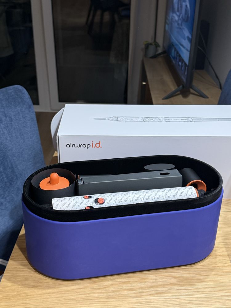 Nowy Multistyler Dyson Airwrap. I. D. Curly+Coily, Niebieski/Topaz