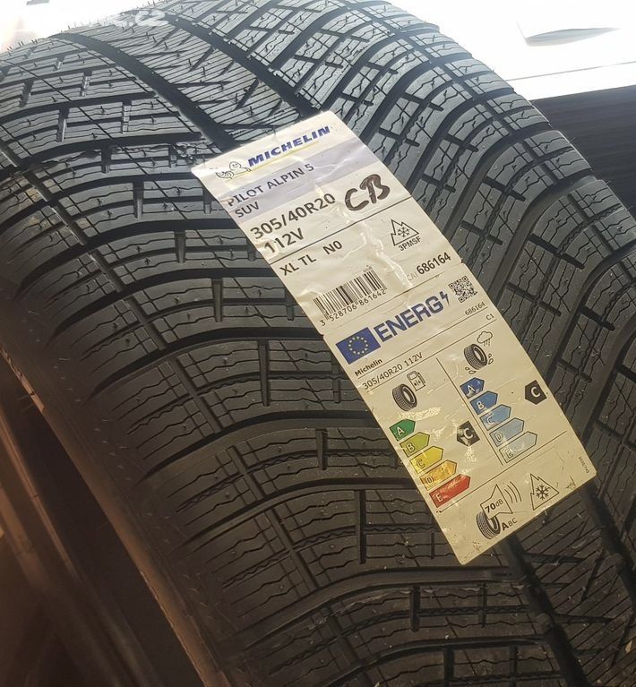 Зима 4шт 275/45R20+ 305/40R20 Michelin Pilot Alpin 5 SUV BMW Porsche