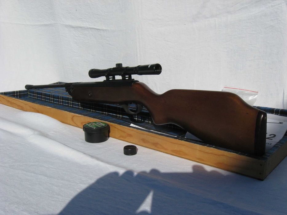 Дитяча снайперська гвинтівка з оптичним прицілом