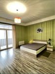 Продам 3 кімнатну квартиру студія в районі Казбет з видом на Дніпро