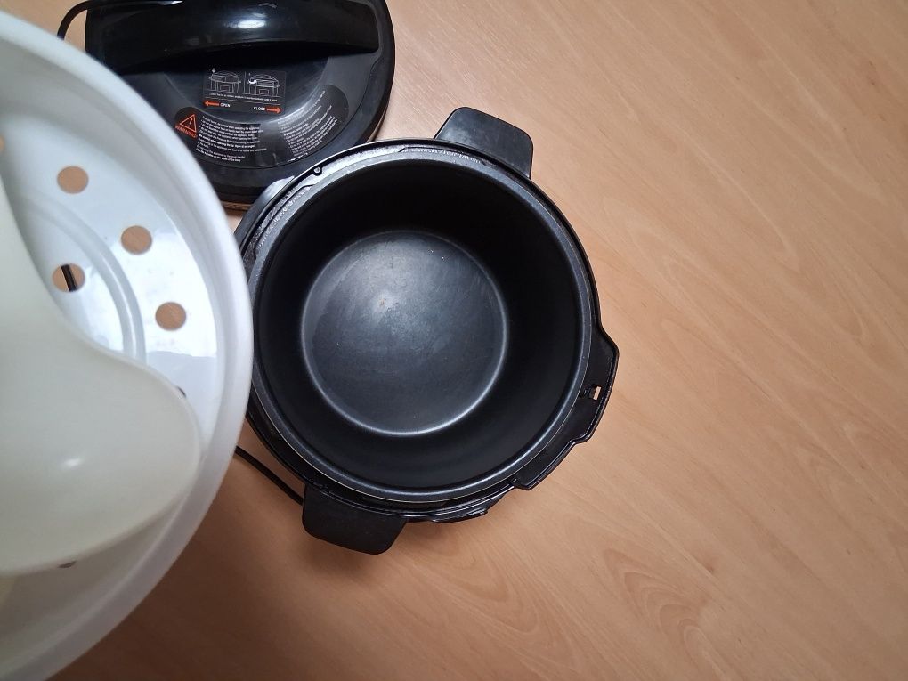 Multicooker  REDMOND 2 W1