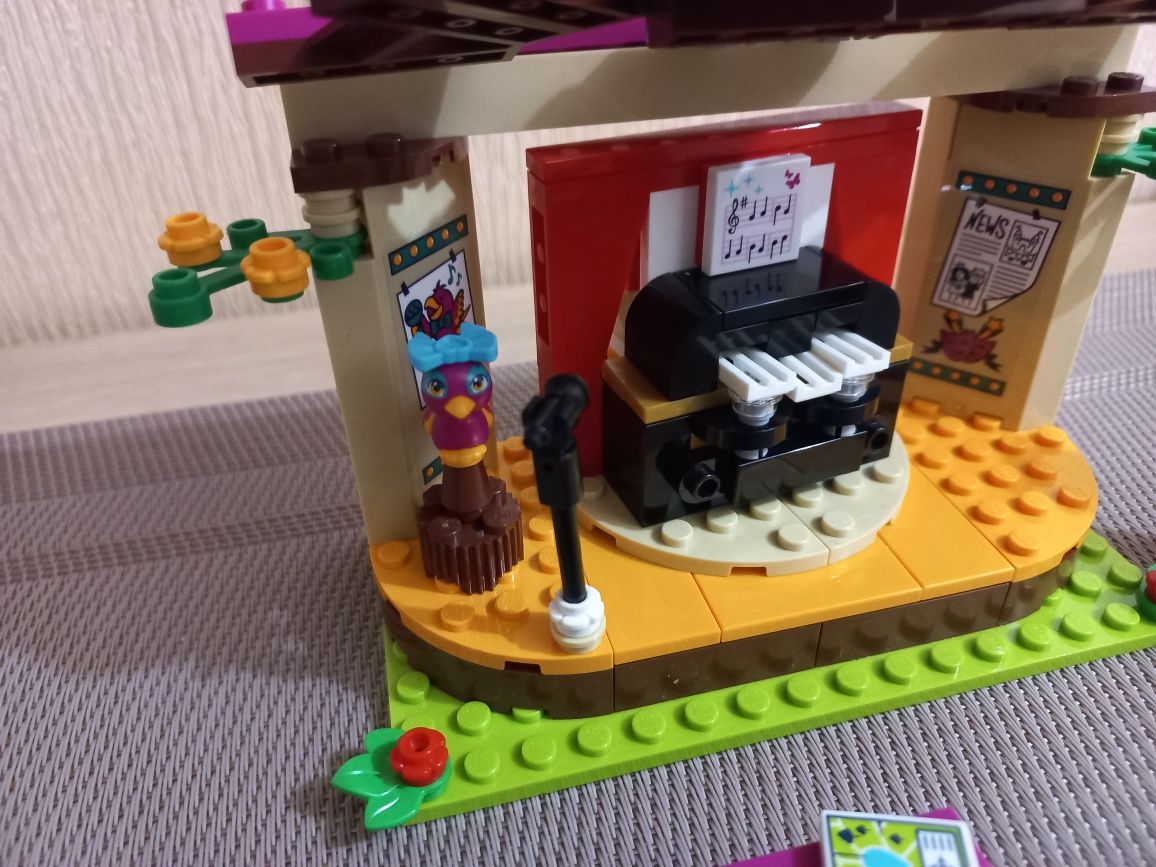 Лего Lego Friends 41334 Сцена Андреа в парке.
На возраст от 6-12лет.