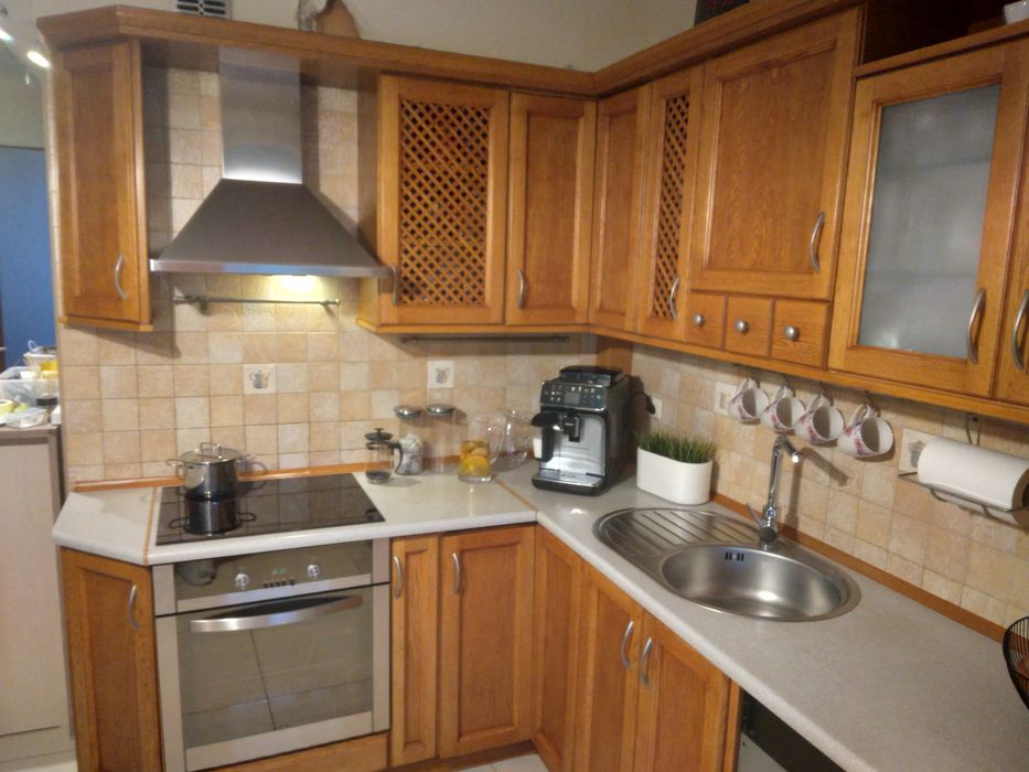 Meble kuchenne drewniane + okap