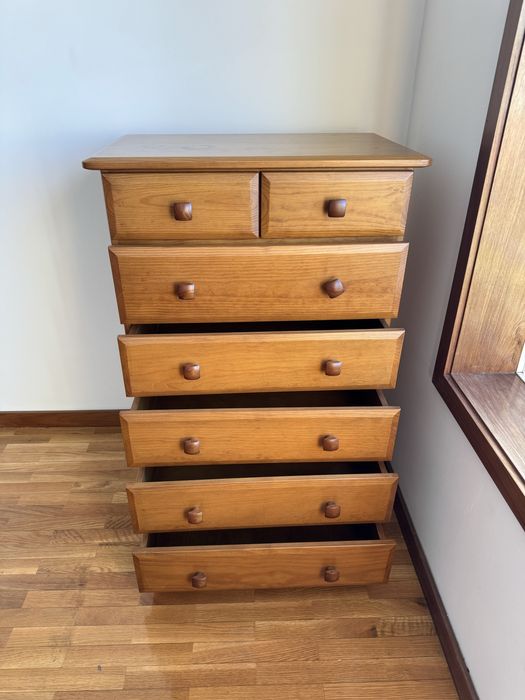 Vendo cómoda em bom estado