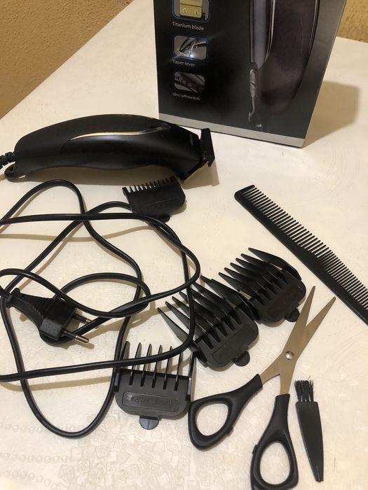 Машинка для стрижки волос