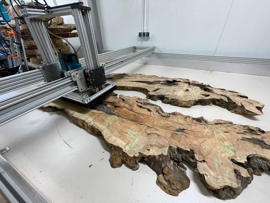 Równanie desek, blatów, monolitów, fosztów, plastrów itp.