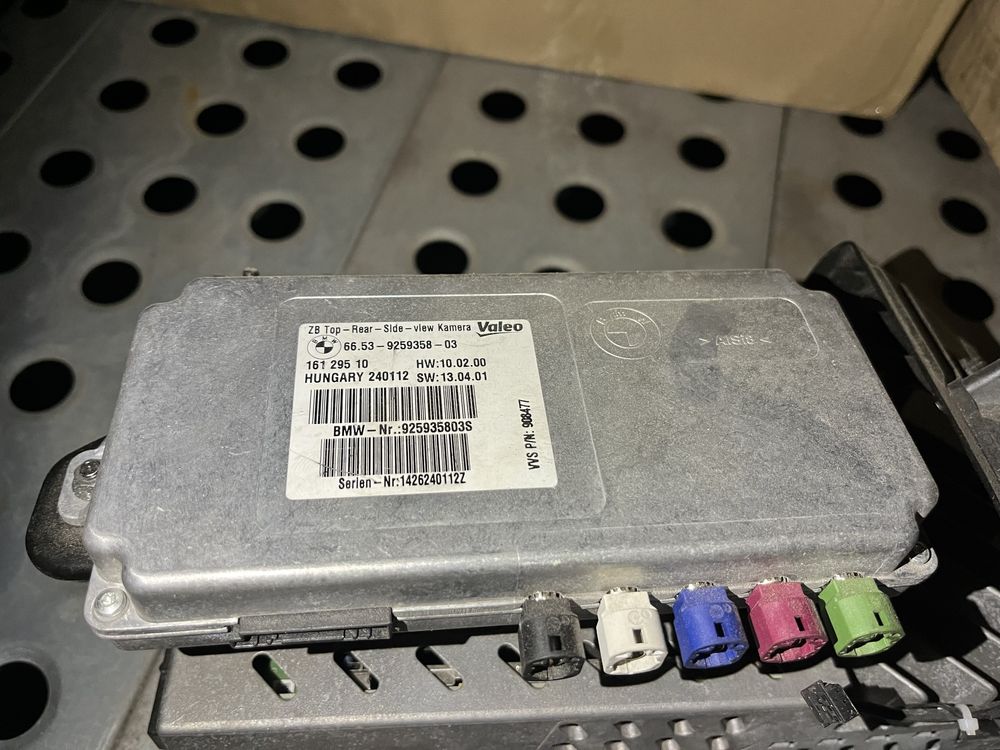 Modul sterownik kamer cofania bmw f10 f11 rear side view