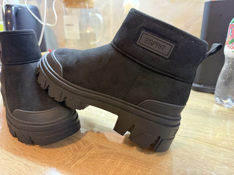 Esprit чоботи жіночі