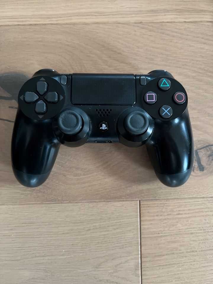 PS 4 pro приставка сони плейстейшен 1000 гб + джойстик