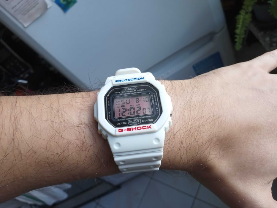 Zegarek Casio G-SHOCK DW-5600MS kostka