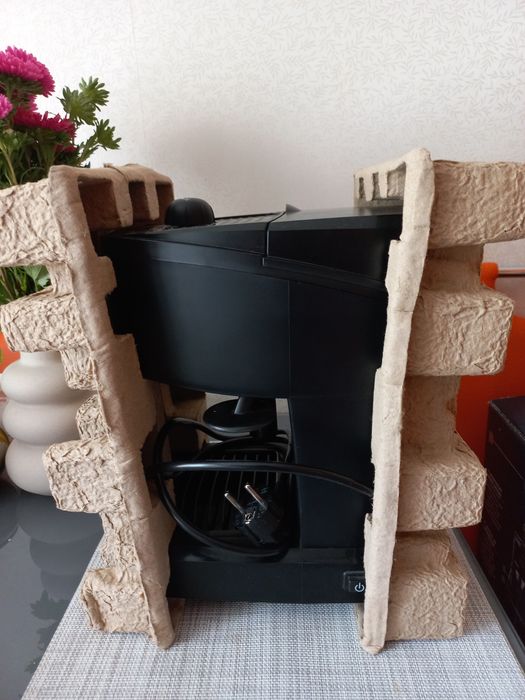 Ріжкова кавоварка DeLonghi EC 146.B