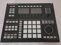 Maschine Studio, Quase novo