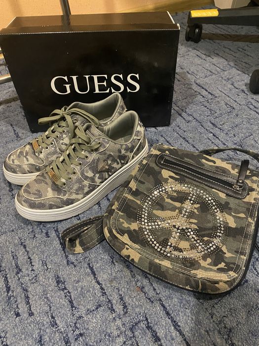 Коосівки GUESS орігінал 27,5 см устілка. Сумка у ПОДАРУНОК