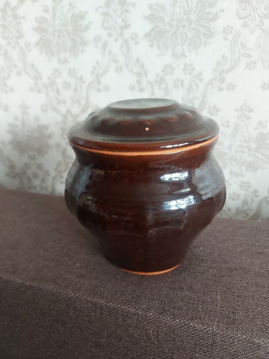 Горшочки глиняные