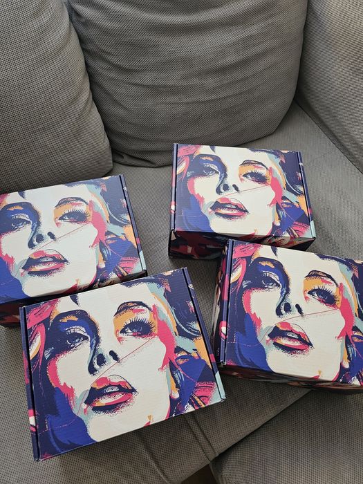 10x kolorowe boxy kosmetyczne na kosmetyki luxury cosmetic box pudełka