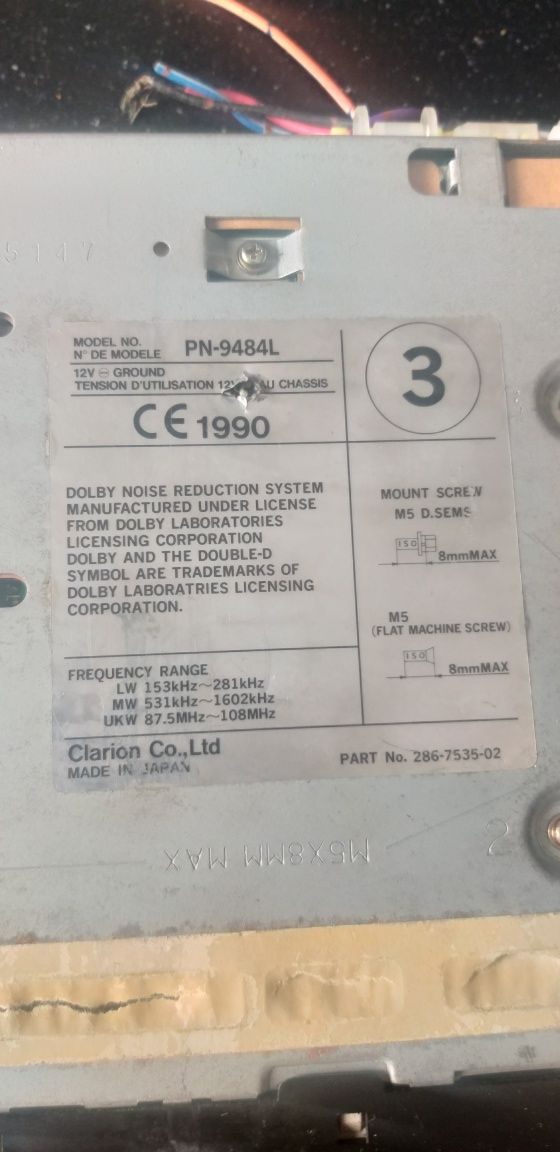 Rádio original Nissan Sunny