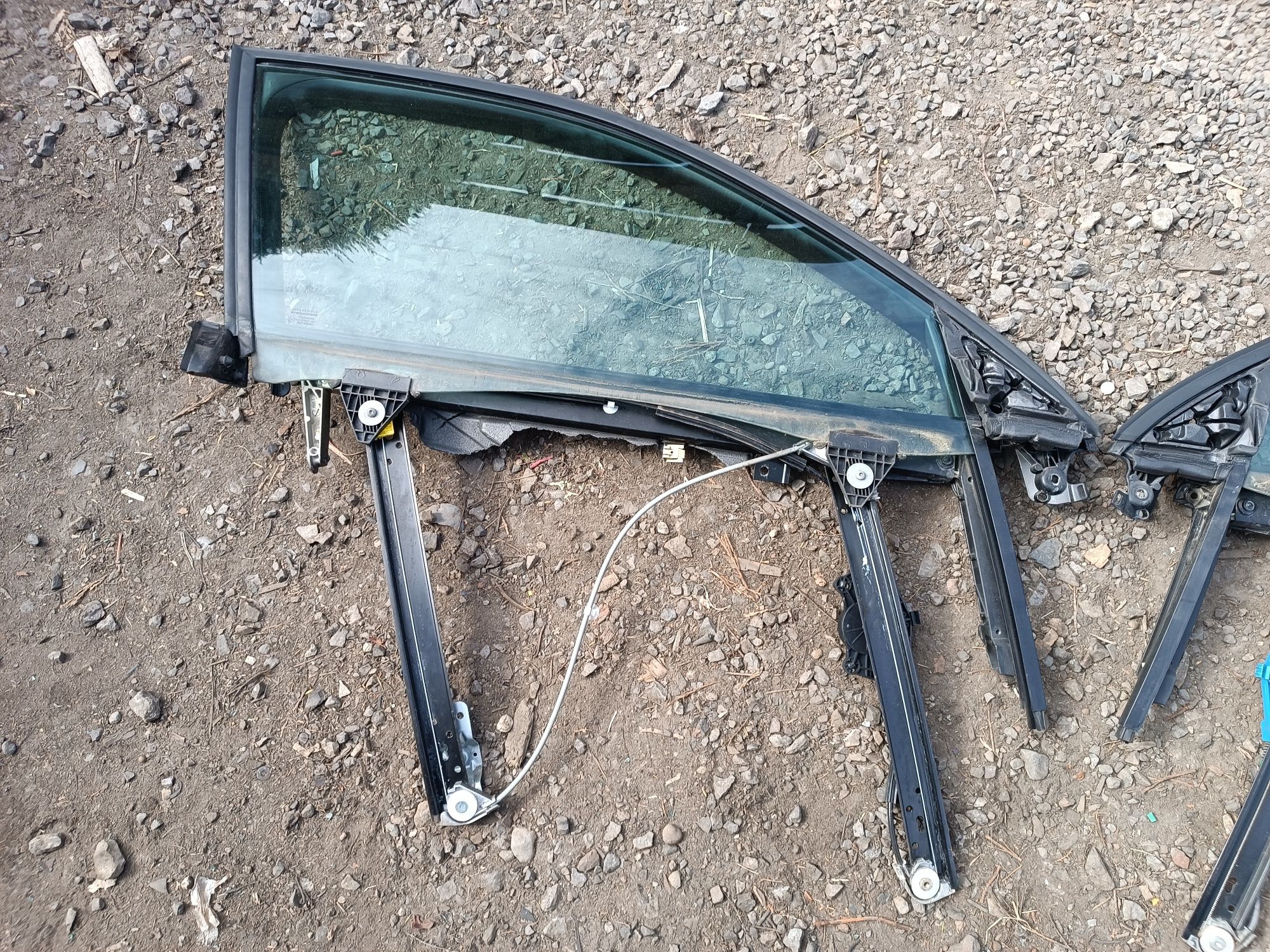 Mechanizm szyby prawy lewy przód audi a4 b6 B7 Europa ramka
