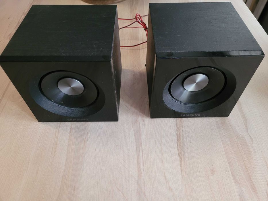 Wieża Samsung MM-D320 - Zestaw z głośnikami
