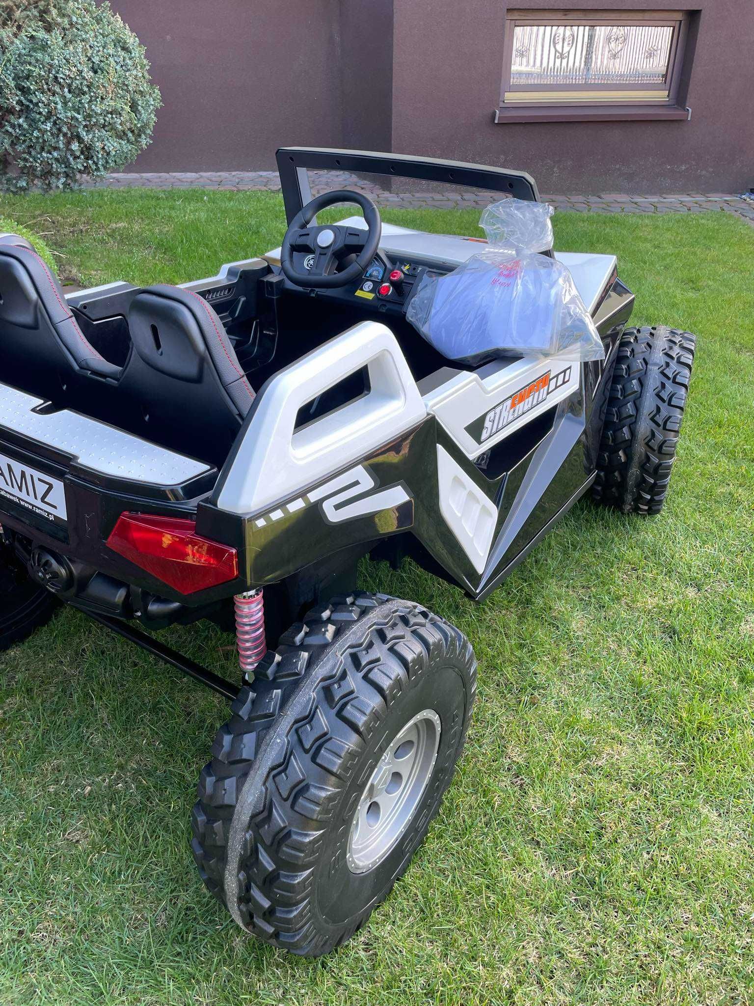 NOWY DWUOSOBOWY samochód na akumulator 4x4 dla dzieci Pilot auto 60kg