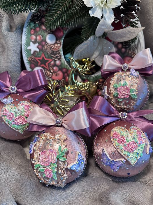 Набір оксамитових ялинкових прикрас ручної роботи
