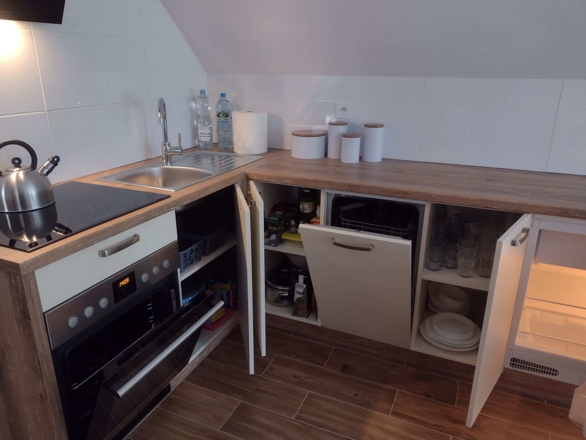 Apartament nad jeziorem Brenno "OLIWIO"Klimatyzacja