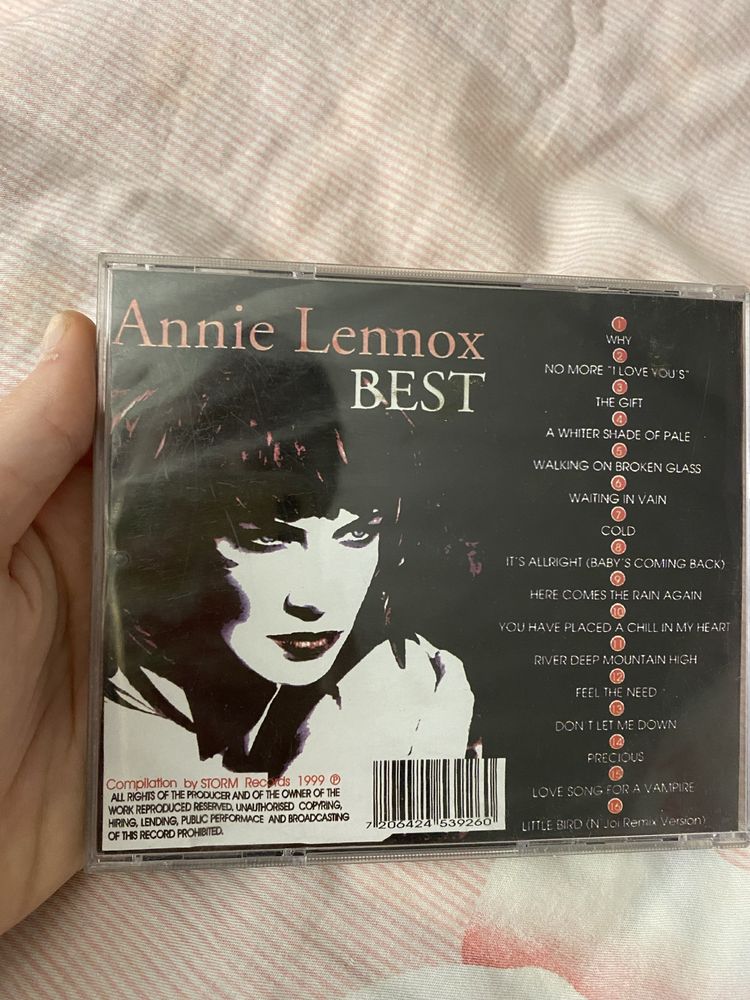 Продам музикальний диск Annie Lennox best