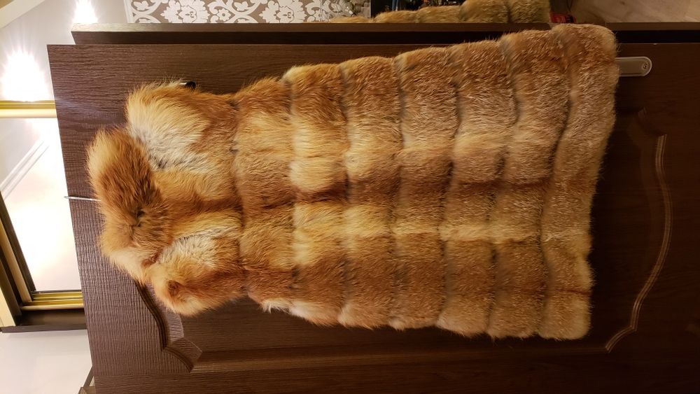 Шикарная лисья жилетка поперечка, натуральный мех