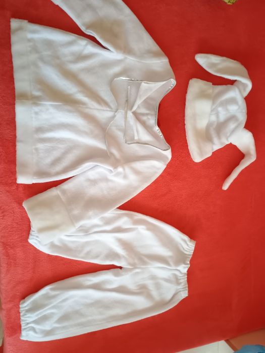 Нові! Новорічні карнавальні костюми дранончика, зайчика, 110, 116 р.