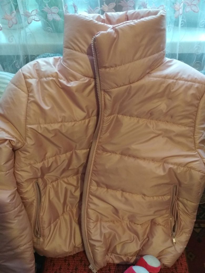 Продам курточку для модниц