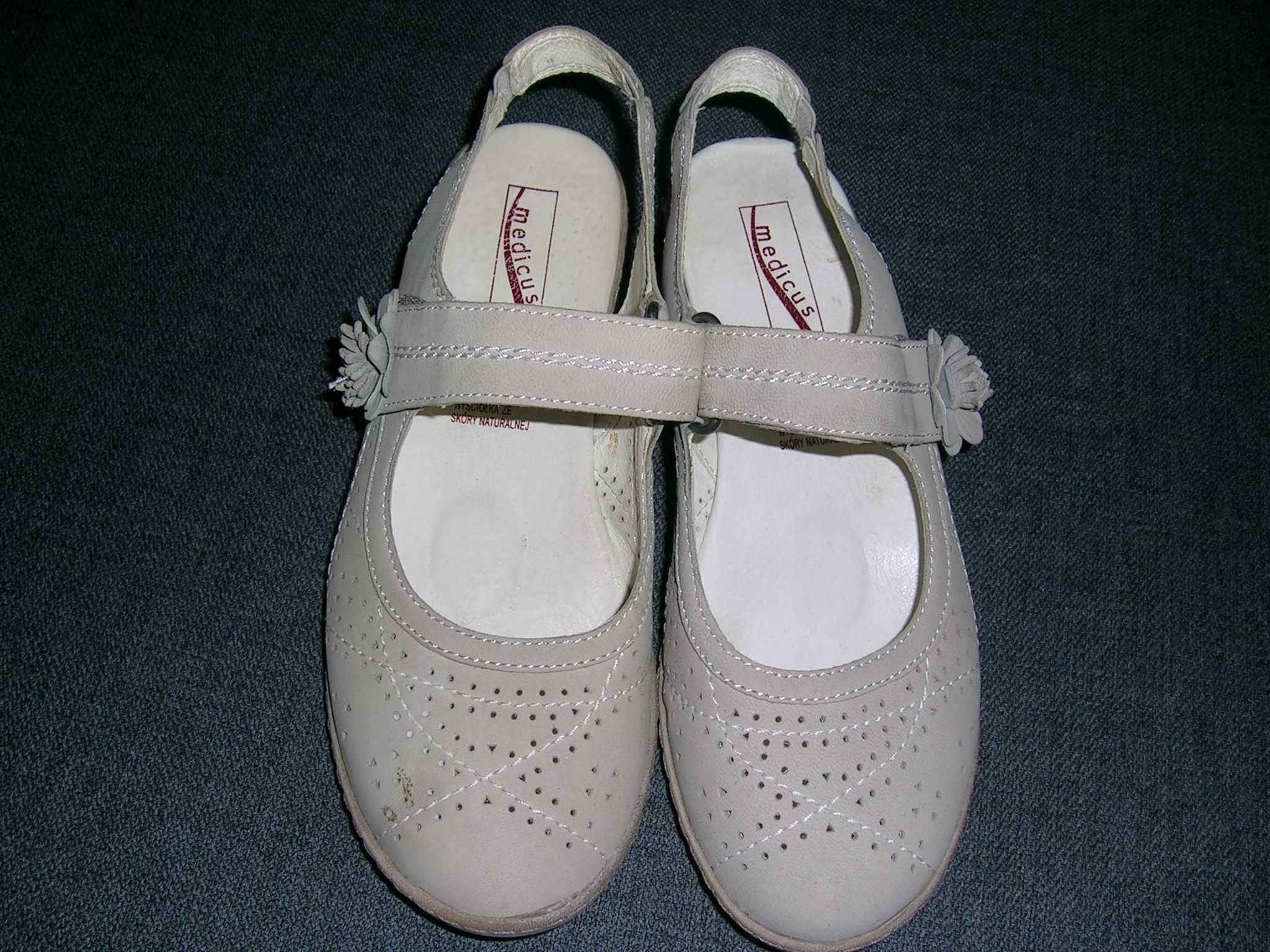 Buty letnie  Ramona rozmiar  4,5  (36,5)